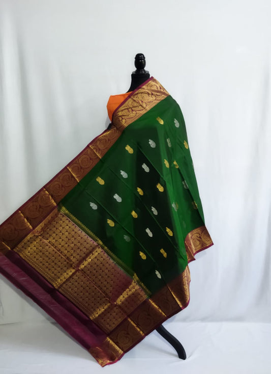 Kanchi silk Big border & Self plain duppata